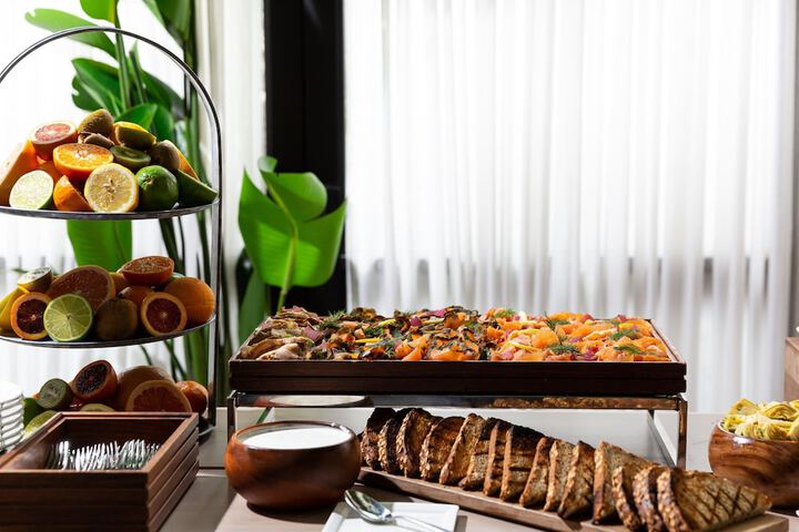 Dining 53 of 67