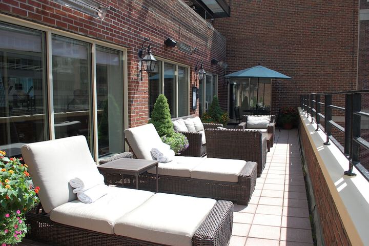 Terrace/Patio 124 of 125