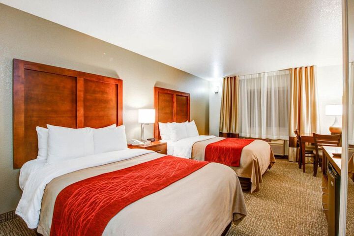 Comfort Inn Fontana