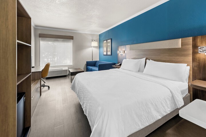 Holiday Inn Express Saint Simons Island by IHG