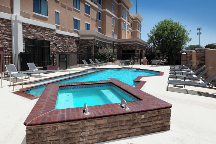 Courtyard by Marriott Lubbock Downtown / University Area
