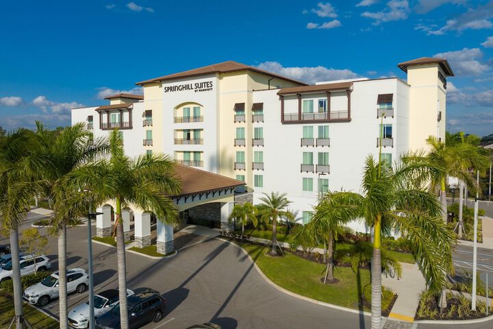 Hotel 2 of 33