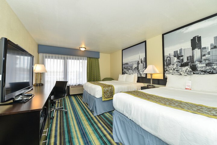 Room 28 of 35