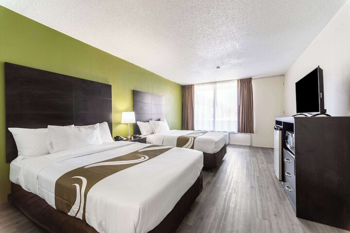 Quality Inn & Suites Vandalia near I-70 and Hwy 51