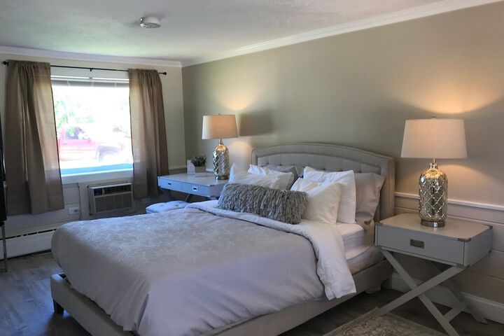 Room 89 of 106