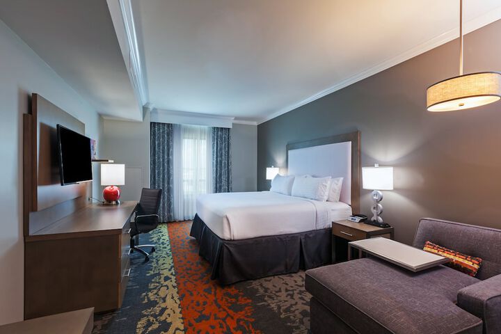 Holiday Inn Houston NE - Bush Airport Area by IHG