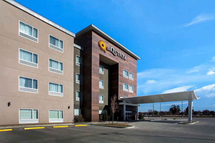 Hotel 2 of 41