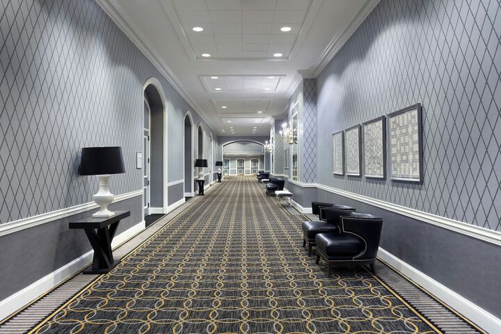 Sheraton Charlotte Hotel