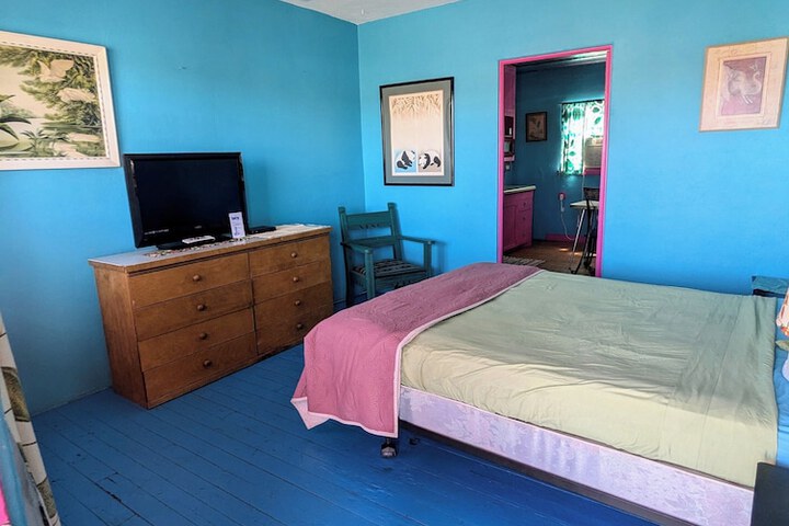 Room 57 of 286