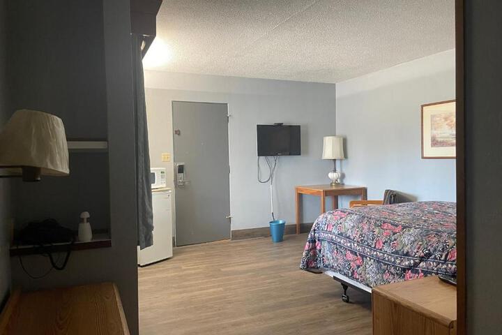 Executive Inn