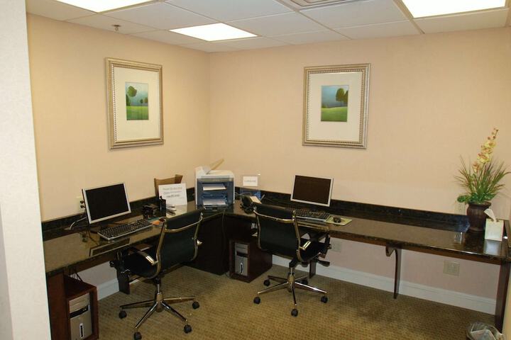 Business Center 30 of 31