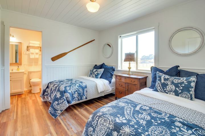 Beachfront Bandon Vacation Rental w / Ocean View!