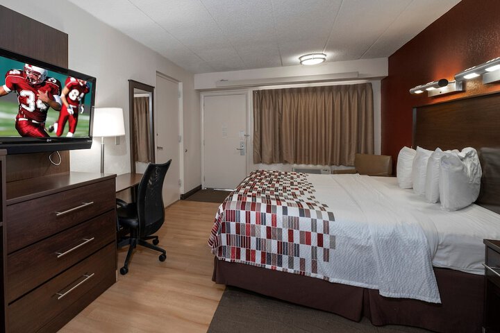 Room 6 of 24