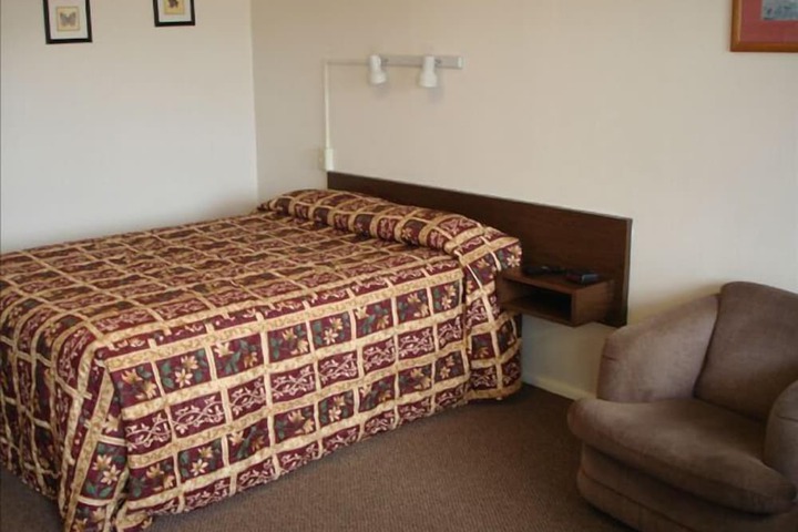 Room 28 of 30