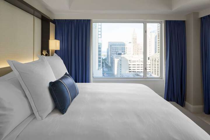 Room 25 of 66