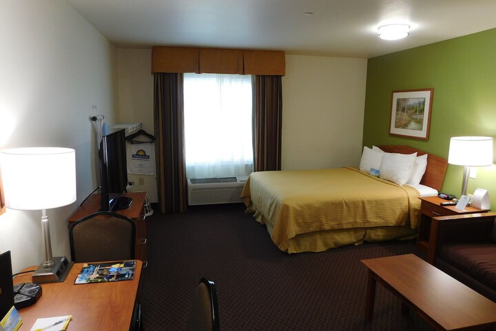 Room 57 of 58
