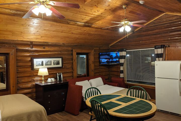 Room 26 of 45