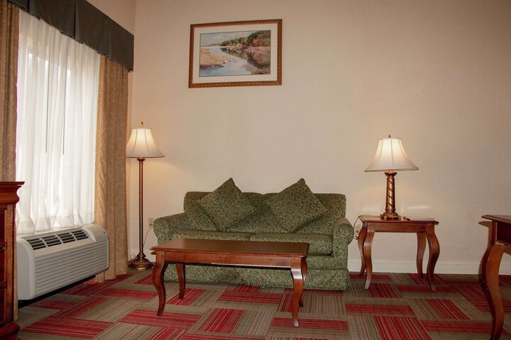 Room 16 of 33