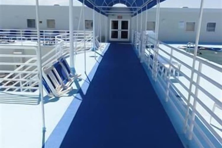 Biscayne Suites