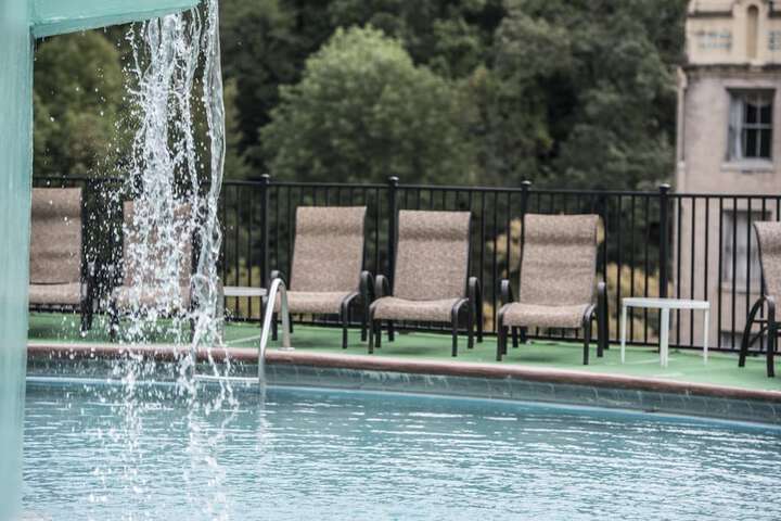 Arlington Resort Hotel and Spa