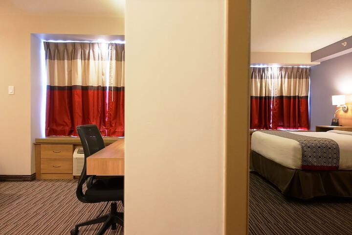 Room 26 of 71