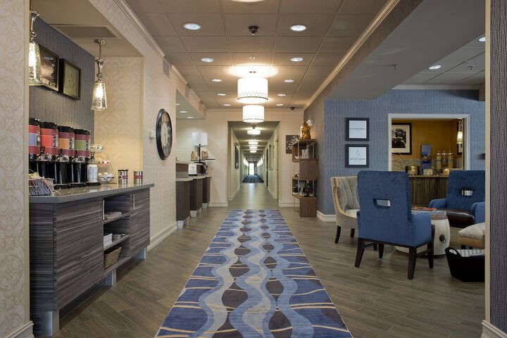 Hotel 3 of 28