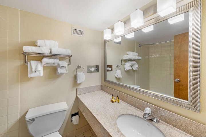 Room 20 of 36