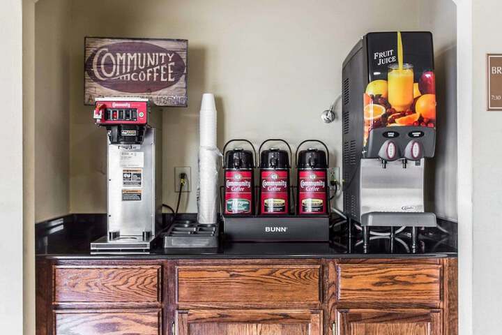 Breakfast/Coffee Service 42 of 44