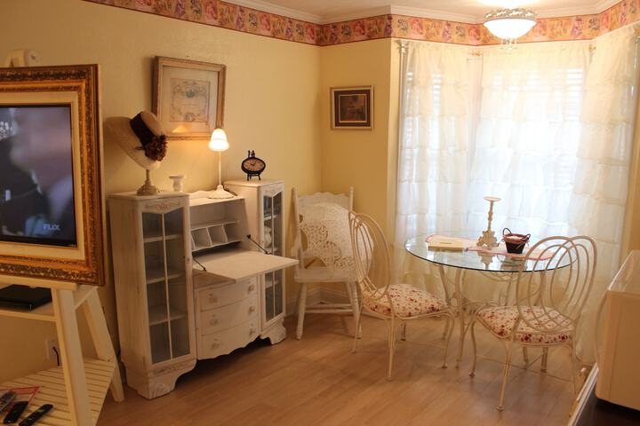 Room 28 of 54
