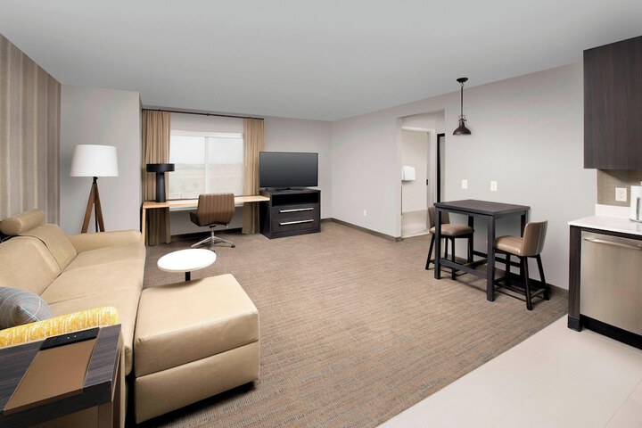 Room 33 of 39