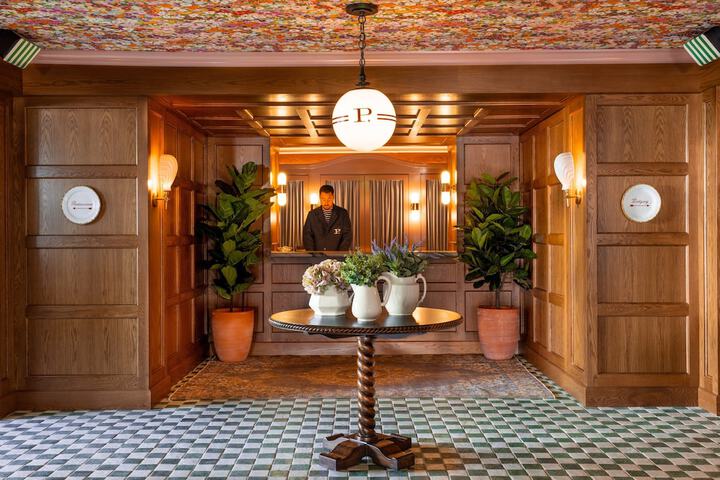 Hotel Interior 6 of 57