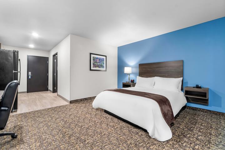 My Place Hotel - Watertown SD