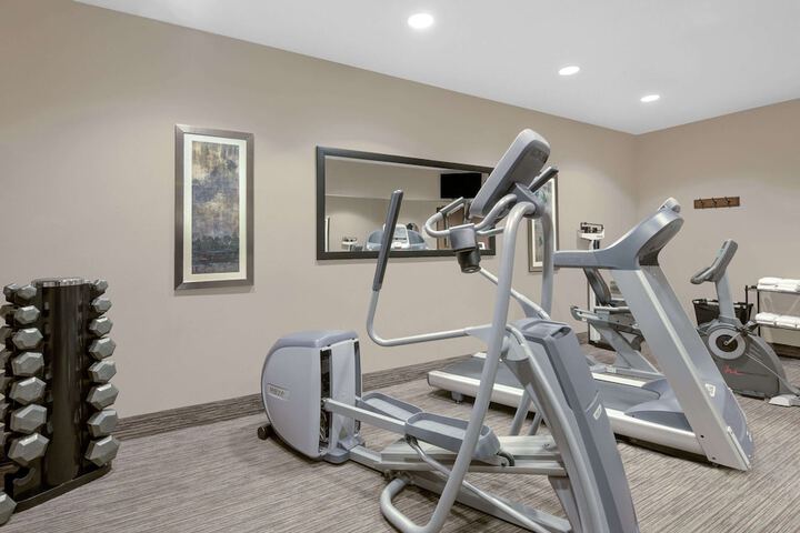 Baymont by Wyndham Minot