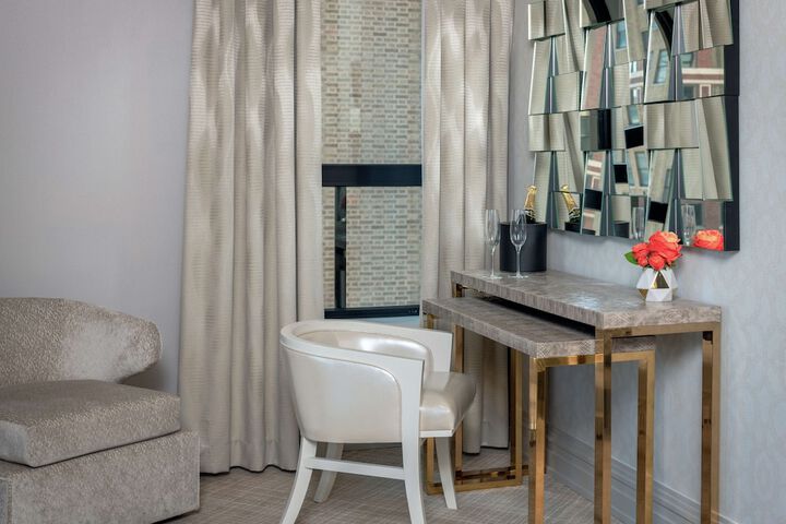 Tulsa Club Hotel Curio Collection by Hilton
