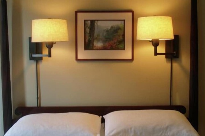 Room 179 of 238