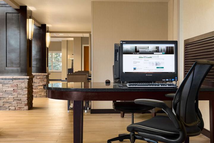 Business Center 47 of 48