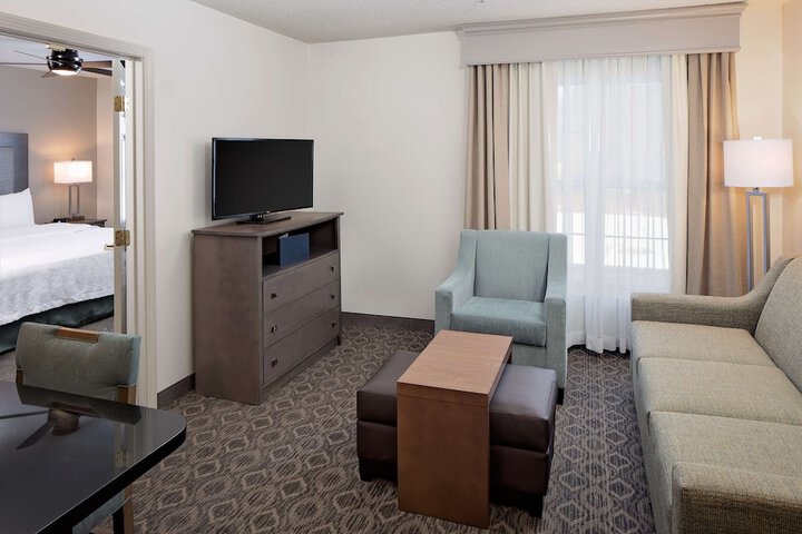 Room 14 of 30