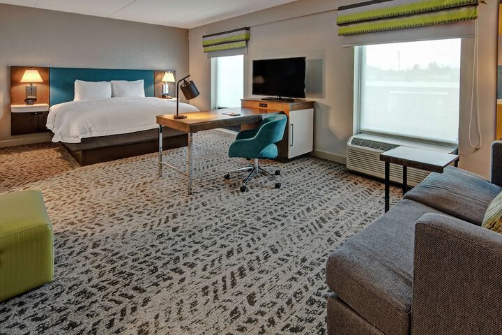 Hampton Inn & Suites Nashville / Goodlettsville