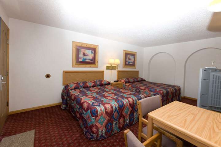 Room 10 of 26