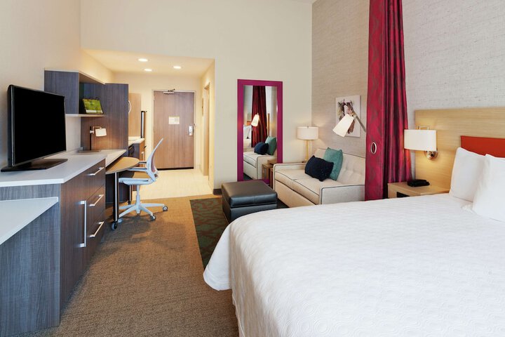 Room 21 of 34