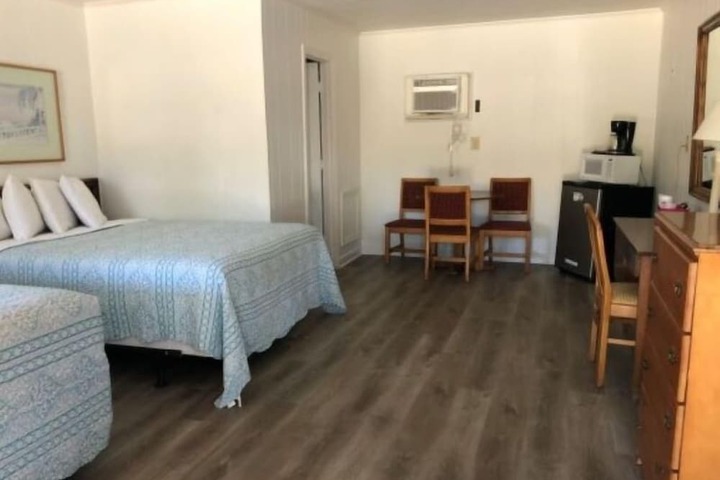 Room 63 of 113