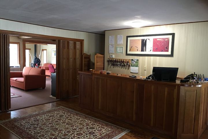 Weathervane Motel