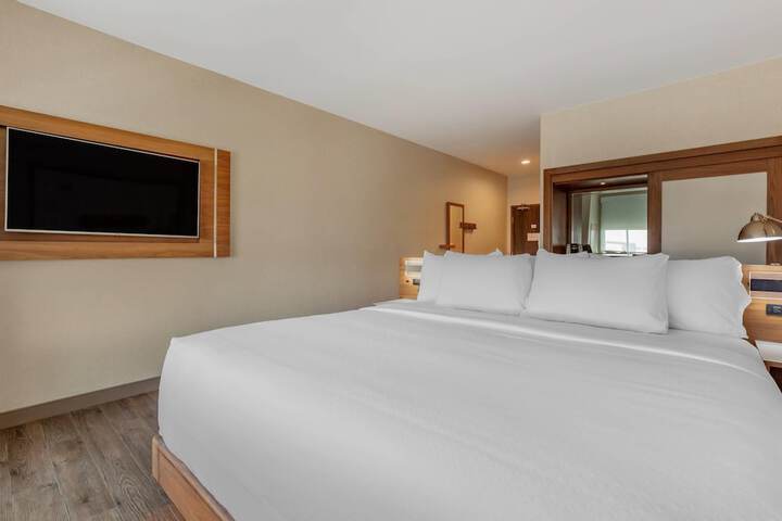 Cambria Hotel Richardson - Dallas