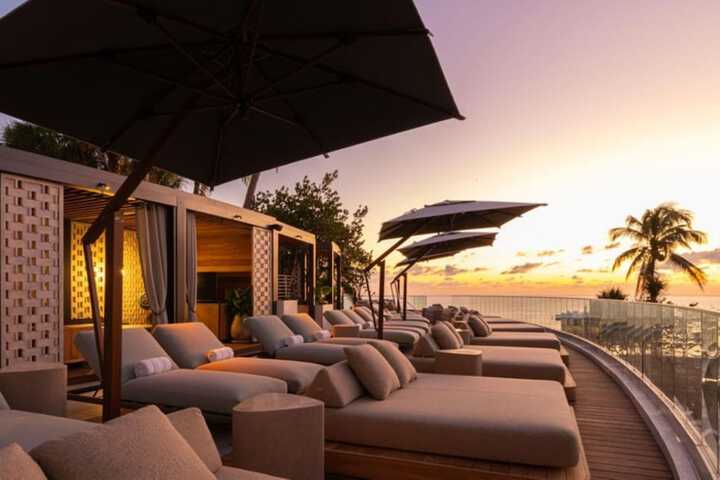 Signia by Hilton Diplomat Beach Resort