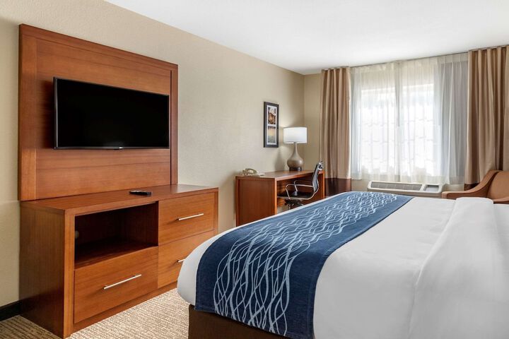 Room 19 of 37