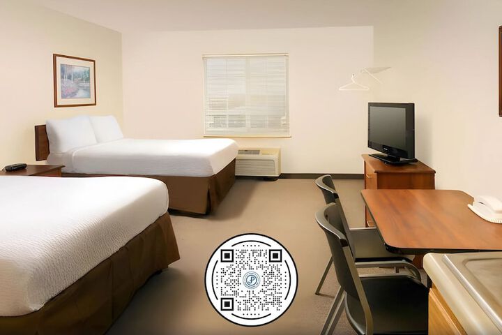 Room 5 of 9