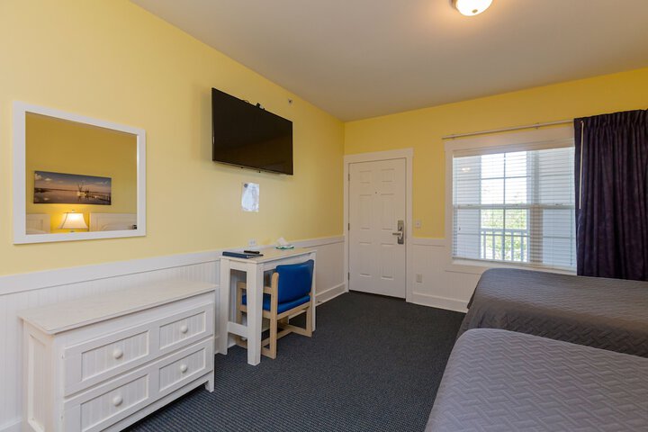 Topsail Shores Inn