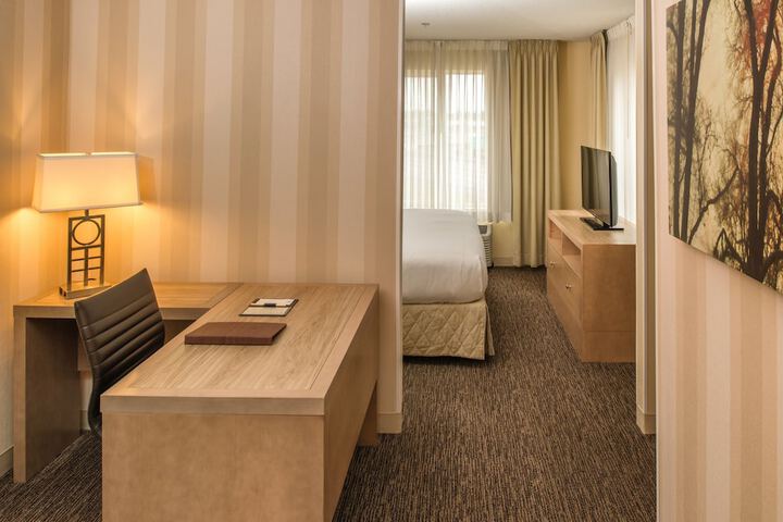 Room 17 of 25