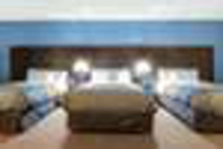Room 47 of 116