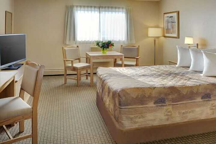 Nova Inn Kindersley